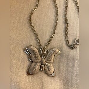 Butterfly Pendant Necklace Vintage Marked‎ JJ Spring Summer